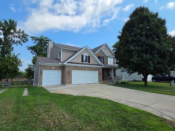 52 Hummingbird Way, Amelia, OH 45071