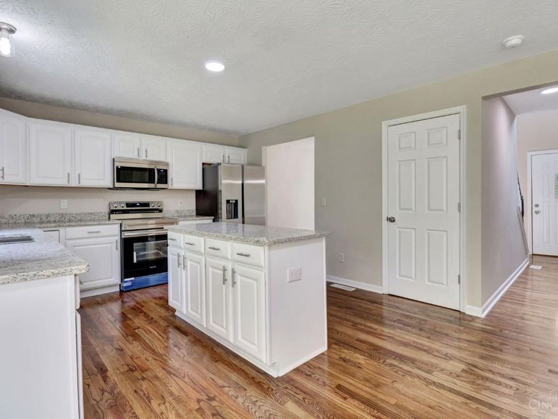 52 Hummingbird Way, Pierce Township, OH 45071 Photo 8
