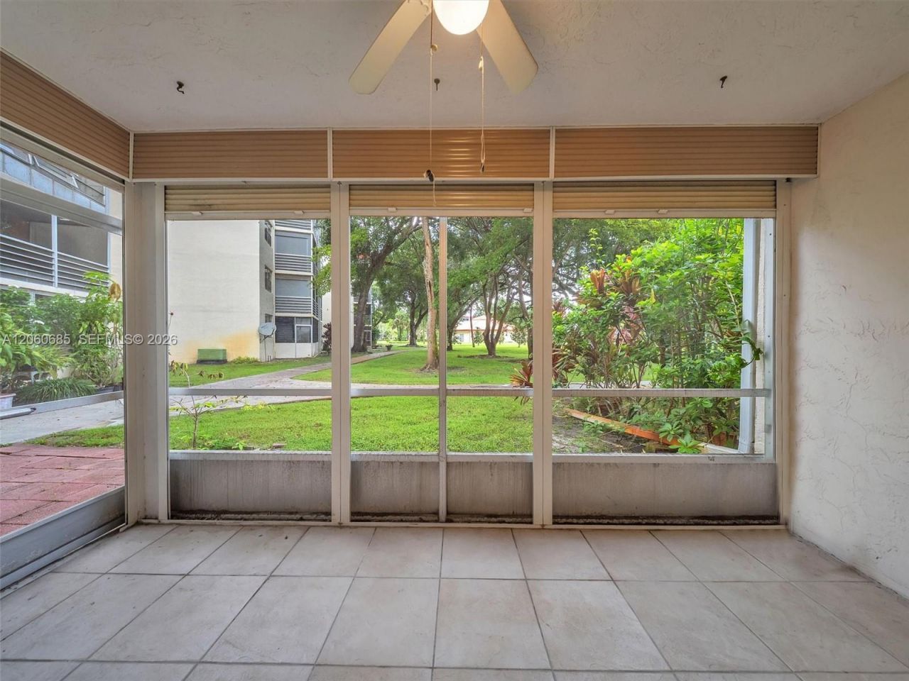 3070 NW 48th Ter, Unit 111, Lauderdale Lakes, FL 33313 Photo