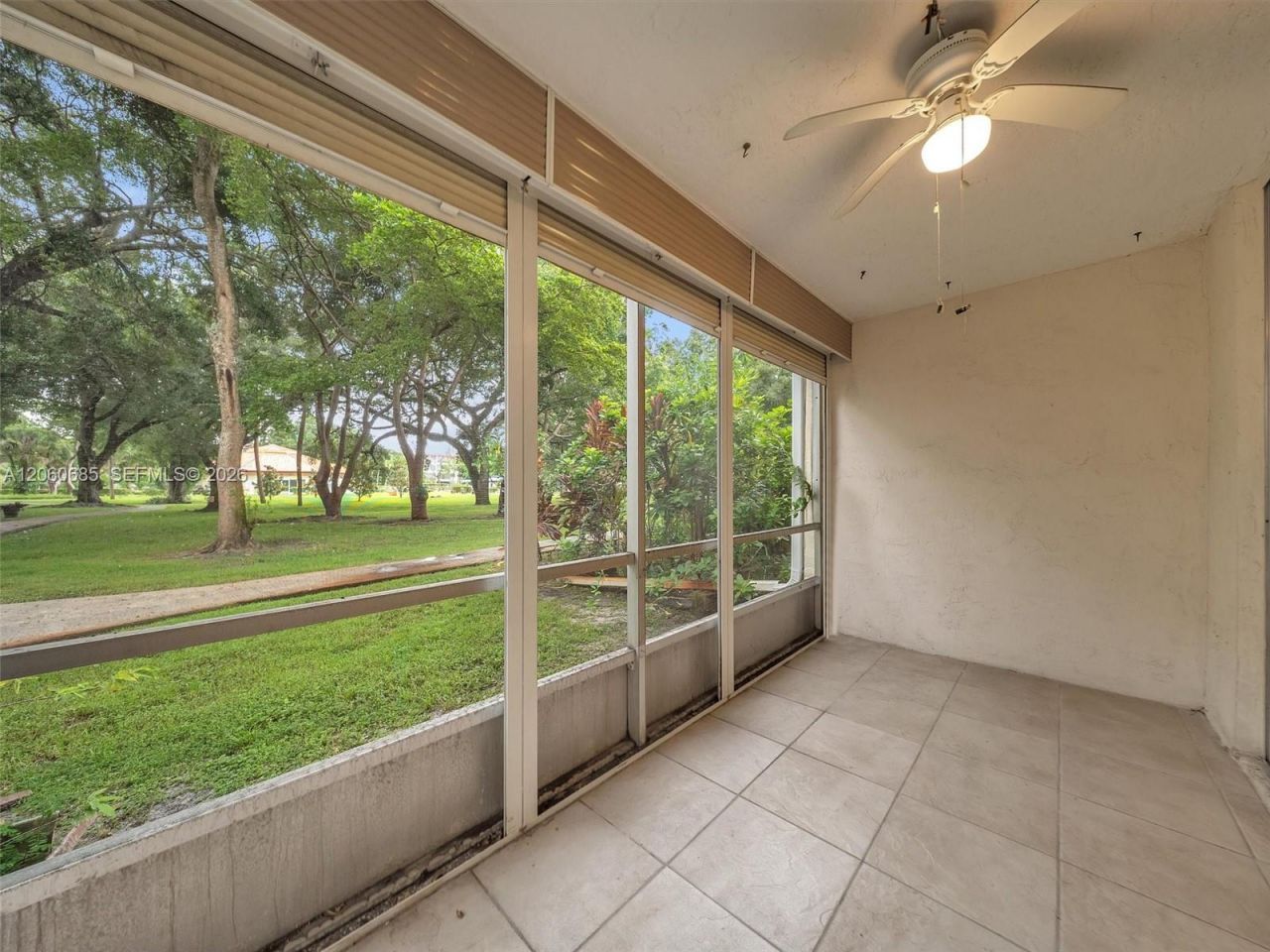 3070 NW 48th Ter, Unit 111, Lauderdale Lakes, FL 33313 Photo
