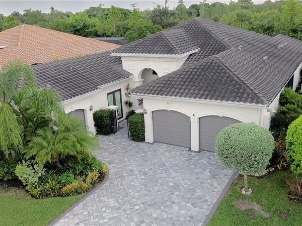 4617 Azalea DR, NAPLES, FL 34119