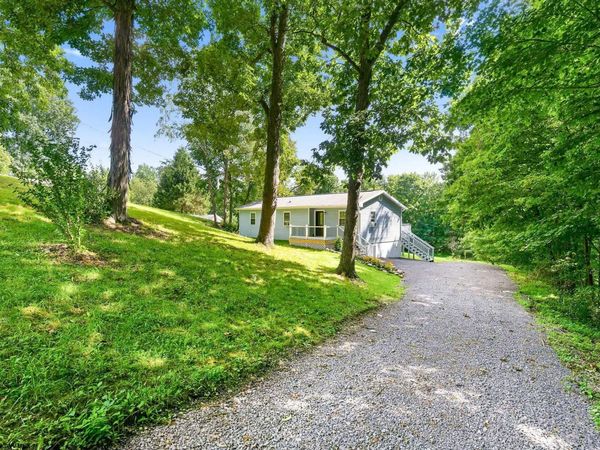 184 WARM HOLLOW Road, Morgantown, WV 26508