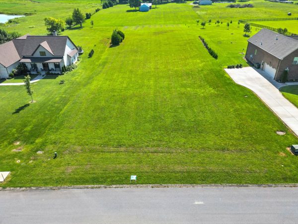 136A Wind Wood Dr , Portland, TN 37148