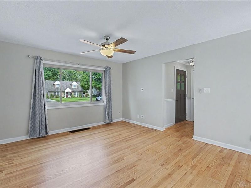 5350 Lindbergh Boulevard, West Carrollton, OH 45449 Photo 12