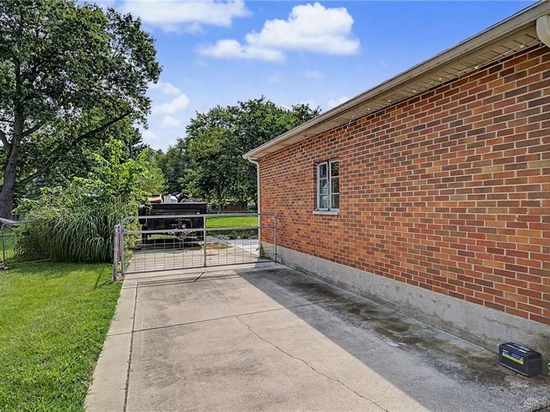 5350 Lindbergh Boulevard, West Carrollton, OH 45449 Photo 7