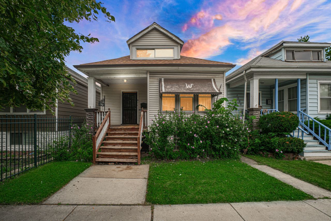 1702 W 71st Street, Chicago, IL 60636 Main Photo