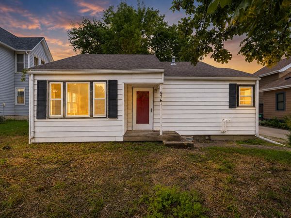 926 Duff Avenue, Ames, IA 50010