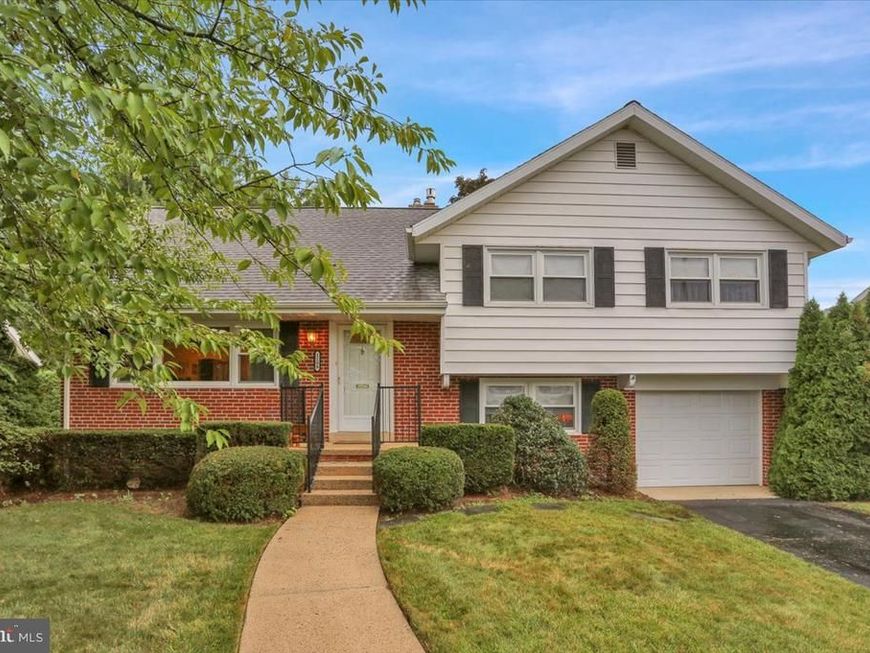 1108 Whitfield Boulevard , Reading, PA 19609 Main Photo