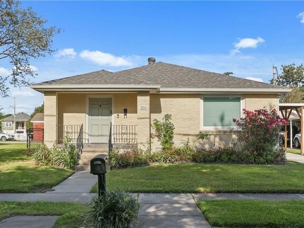 904 LEBEAU Street , Arabi, LA 70032