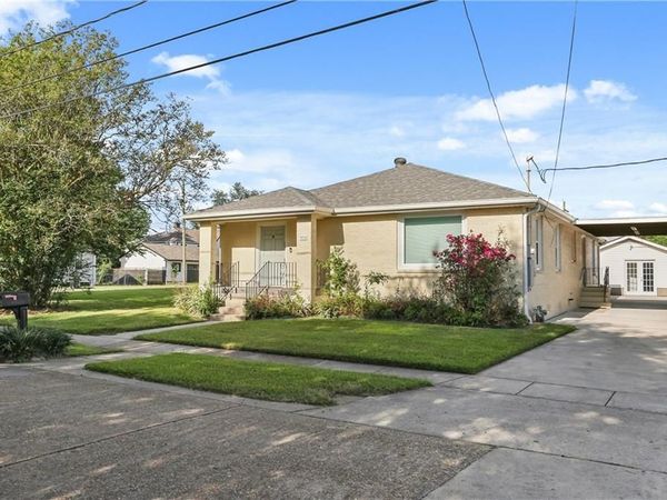 904 LEBEAU Street , Arabi, LA 70032