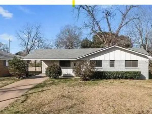 2001 Normand Avenue , Bossier City, LA 71112