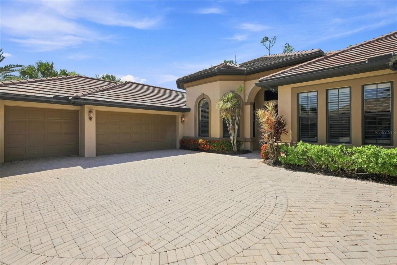 9295 Trieste Drive , Fort Myers, FL 33913 Photo