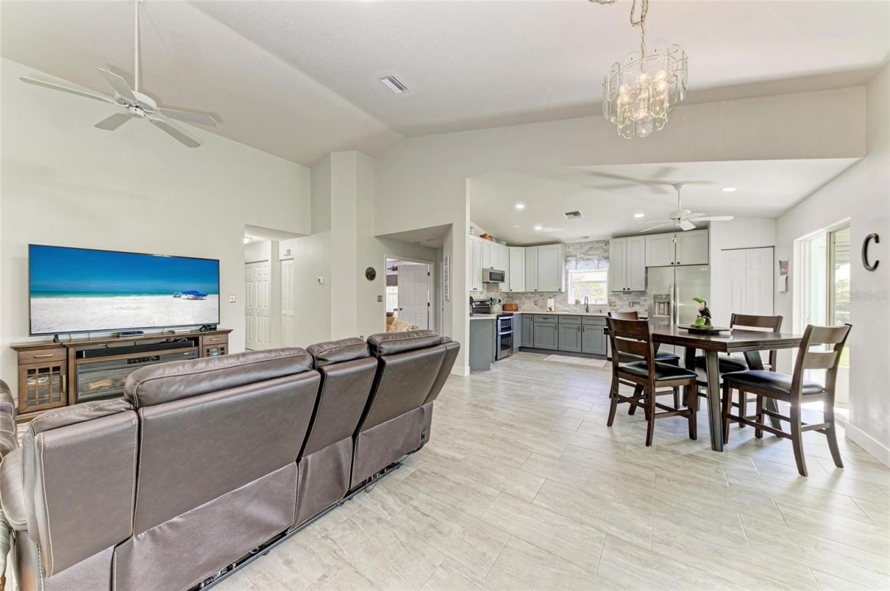 3009 Live Oak Lane, Palmetto, FL 34221 Photo
