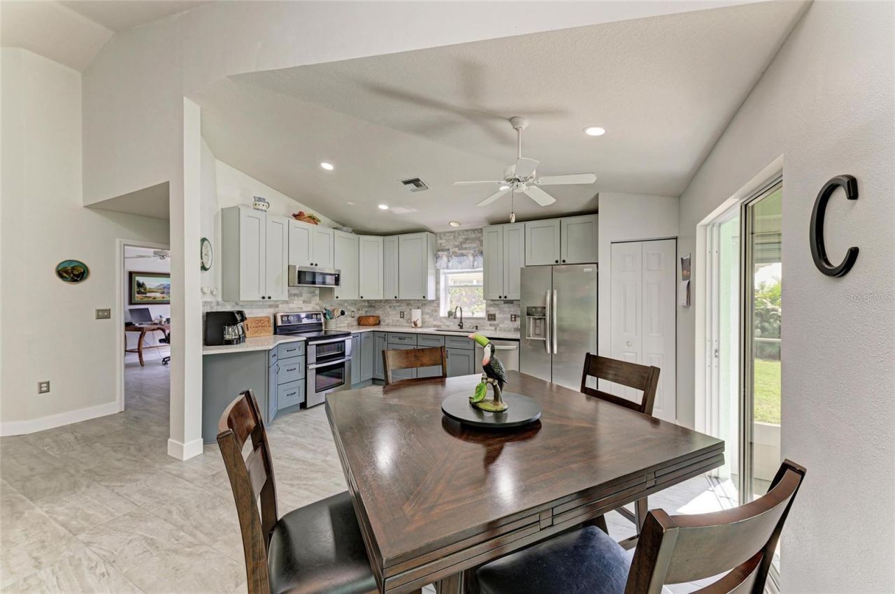 3009 Live Oak Lane, Palmetto, FL 34221 Photo