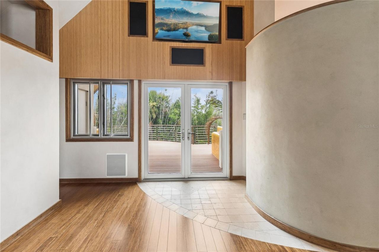 1800 N Peninsula Avenue, New Smyrna Beach, FL 32169 Photo