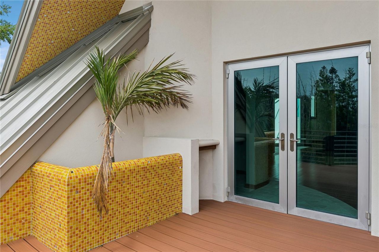 1800 N Peninsula Avenue, New Smyrna Beach, FL 32169 Photo