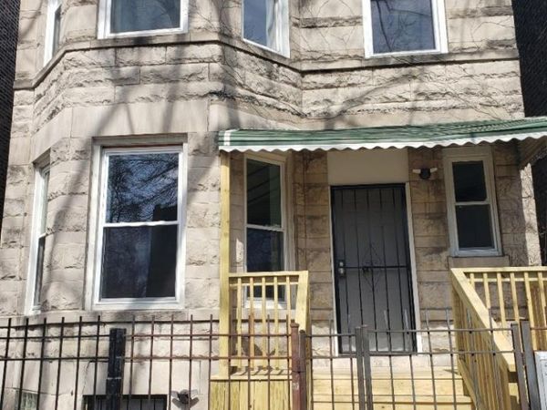3424 W Walnut Street , Chicago, IL 60624