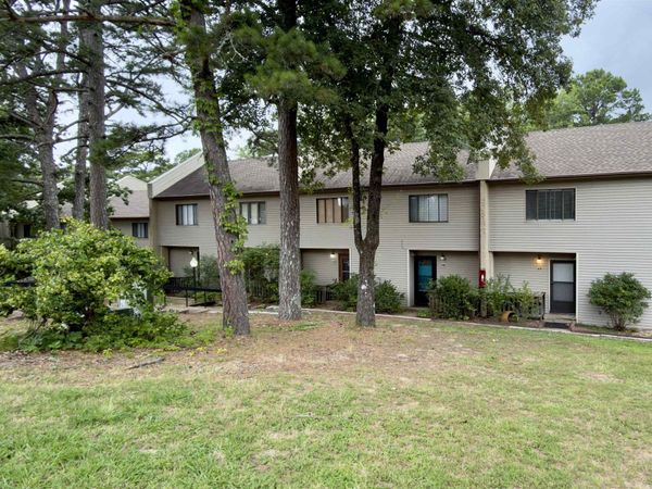 104 Chelsea Drive, Fairfield Bay, AR 72088