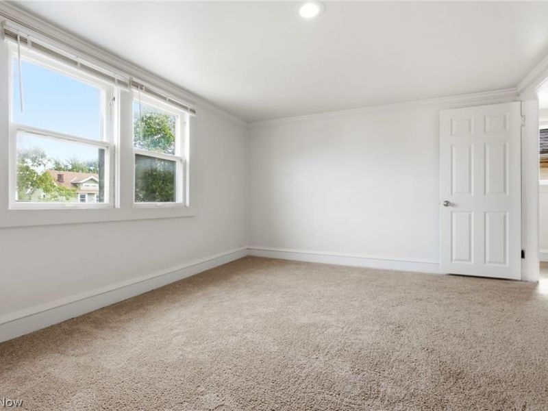 10113 Loretta Avenue, Cleveland, OH 44111 Photo 15