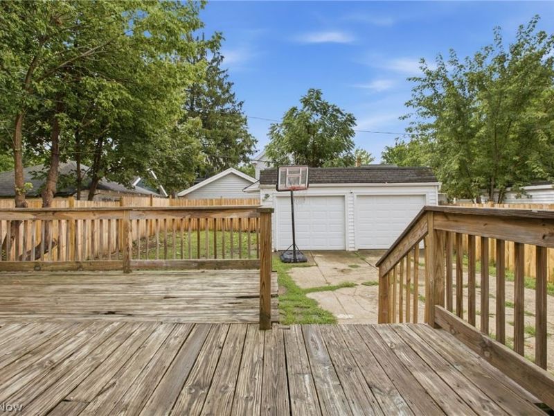 10113 Loretta Avenue, Cleveland, OH 44111 Photo 28