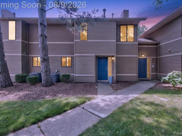 175 Briarcrest Drive, Unit 102, Ann Arbor, Mi 48104