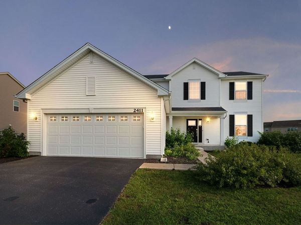 2411 Fairfield Avenue, Yorkville, IL 60560