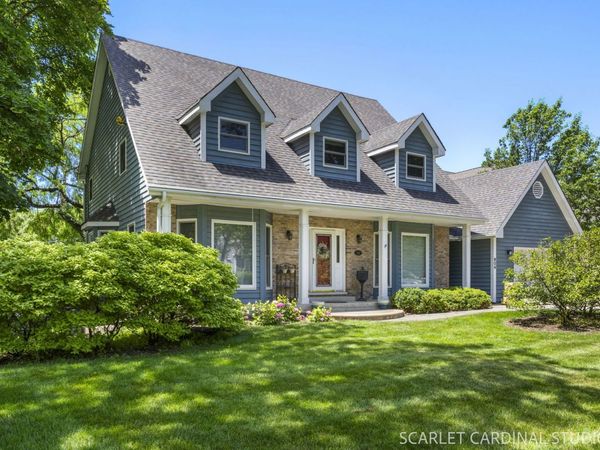 904 Santa Rosa Avenue , Wheaton, IL 60187