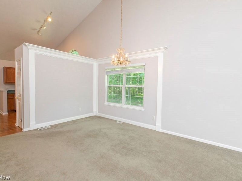 9020 Ashwood Court , Olmsted Falls, OH 44138 Photo 11