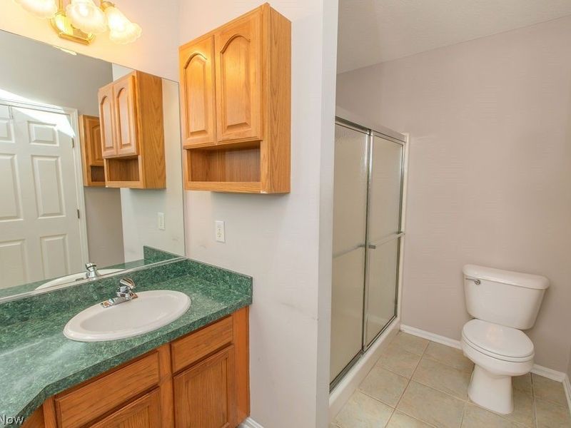 9020 Ashwood Court , Olmsted Falls, OH 44138 Photo 16
