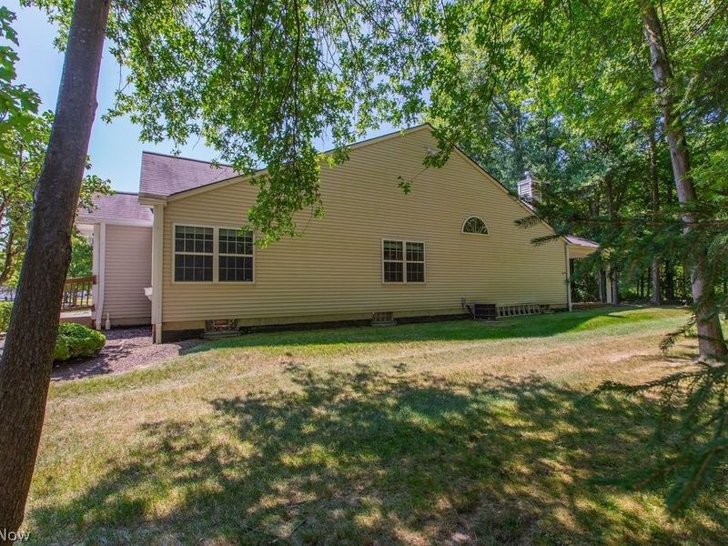 9020 Ashwood Court , Olmsted Falls, OH 44138 Photo 33