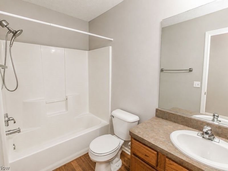 9020 Ashwood Court , Olmsted Falls, OH 44138 Photo 38