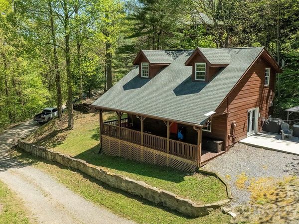 95 Lasso Lane , Waynesville, NC 28785