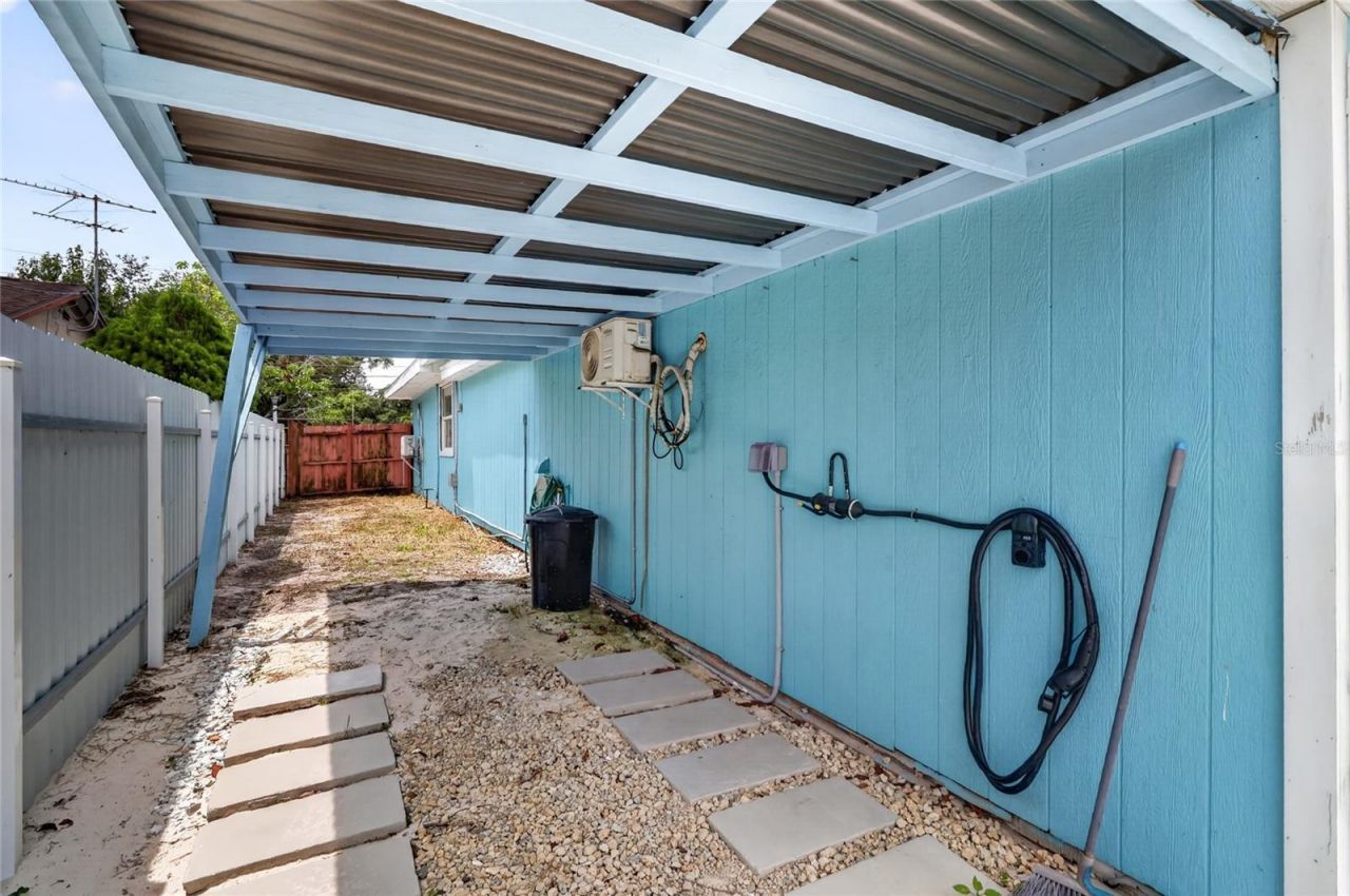 1119 54th Avenue N, Saint Petersburg, FL 33703 Photo