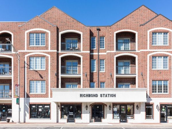 36 S CASS Avenue , Unit 3D, Westmont, IL 60559