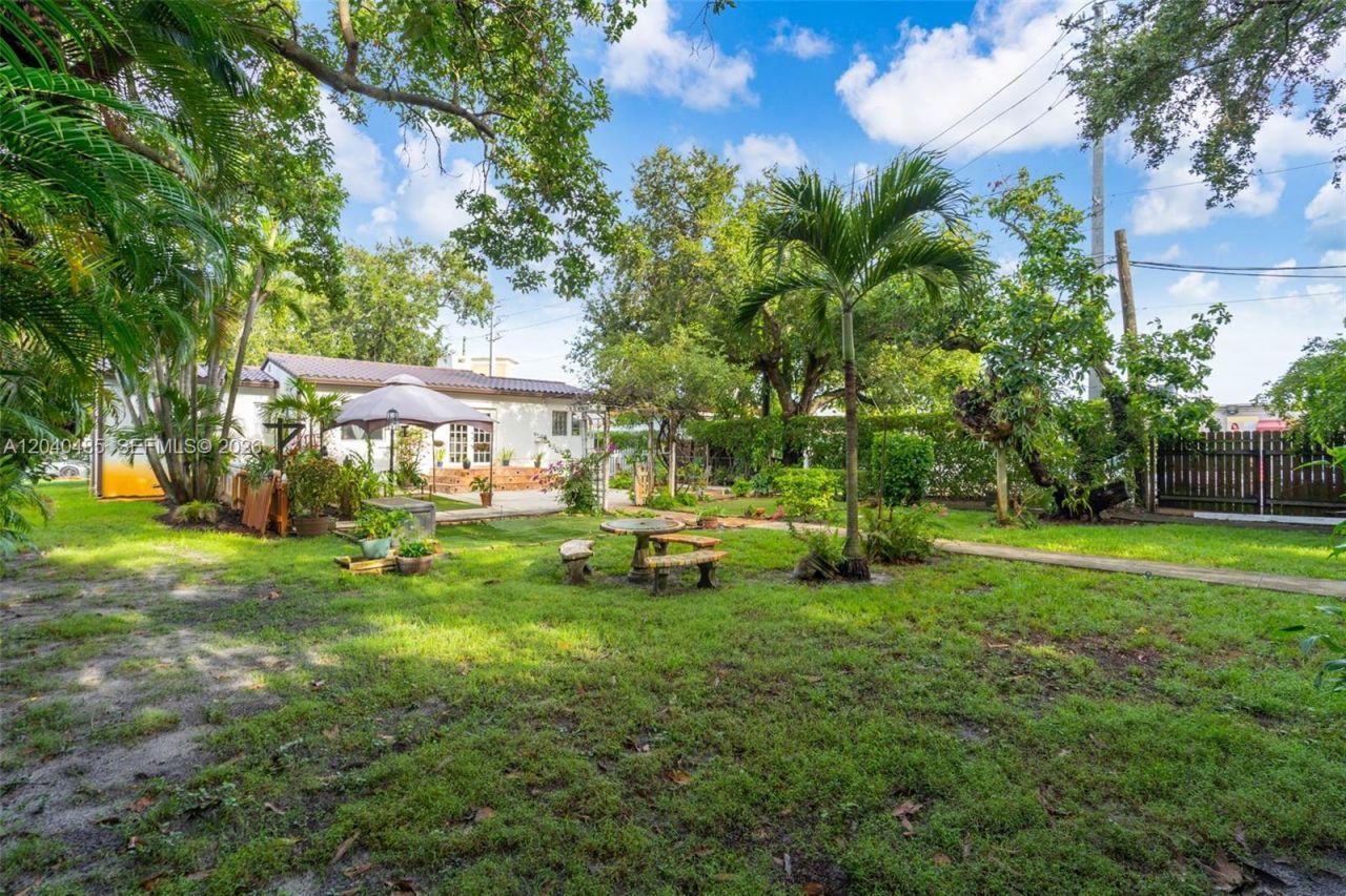 21 SW 59th Ave, Miami, FL 33144 Photo