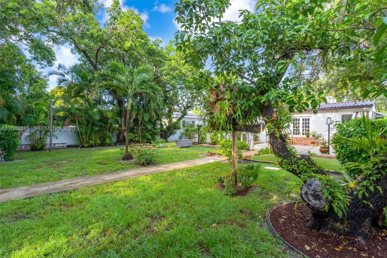 21 SW 59th Ave, Miami, FL 33144 Photo