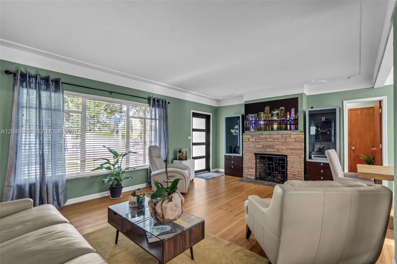 21 SW 59th Ave, Miami, FL 33144 Photo
