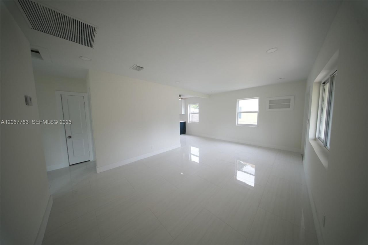 1521 NW 1st Ave, Fort Lauderdale, FL 33311 Photo