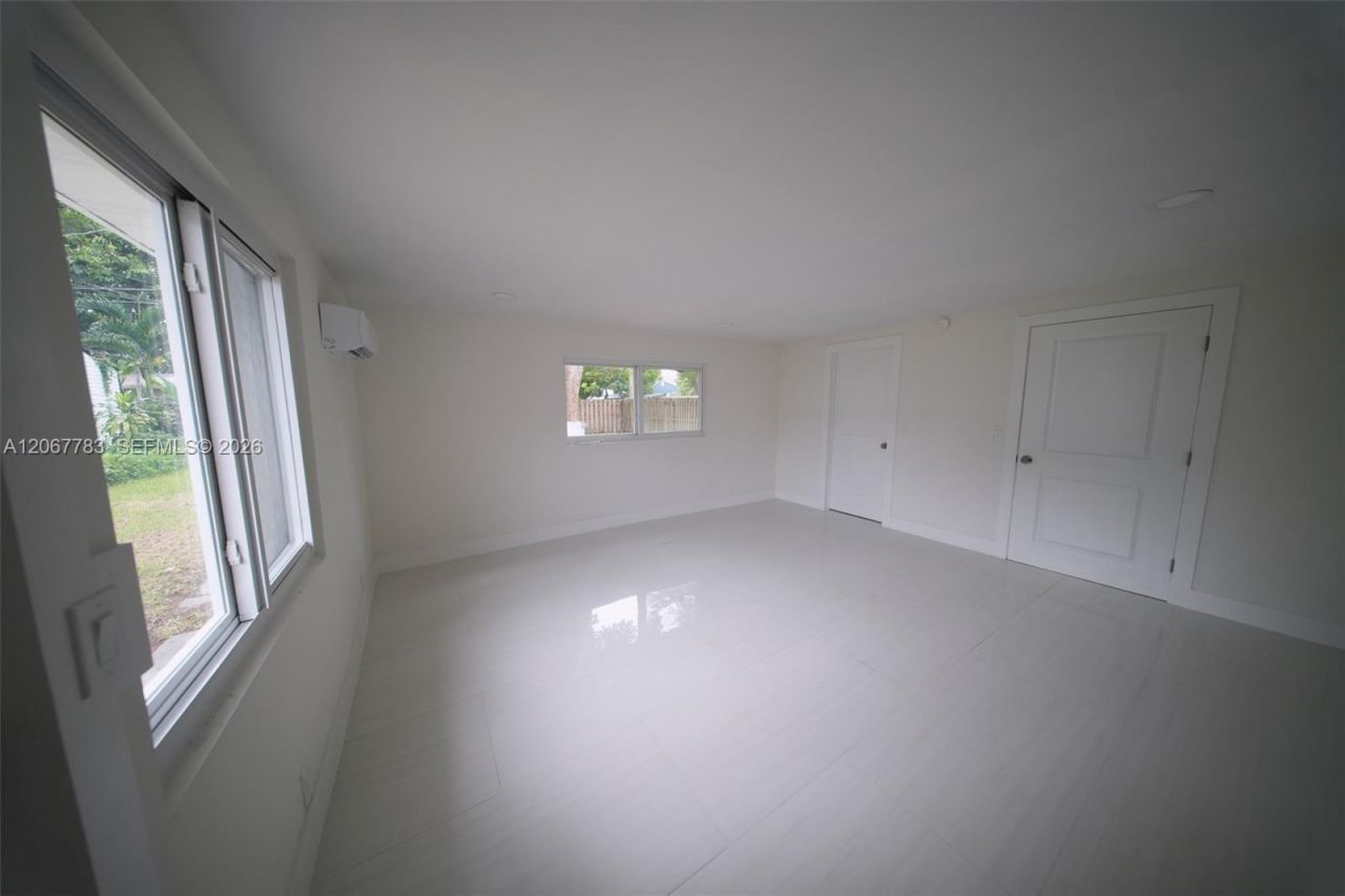 1521 NW 1st Ave, Fort Lauderdale, FL 33311 Photo