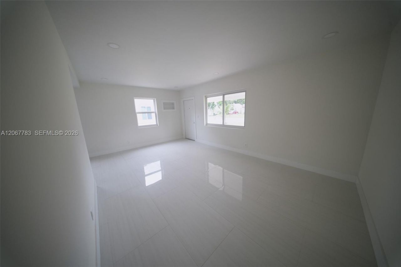 1521 NW 1st Ave, Fort Lauderdale, FL 33311 Photo