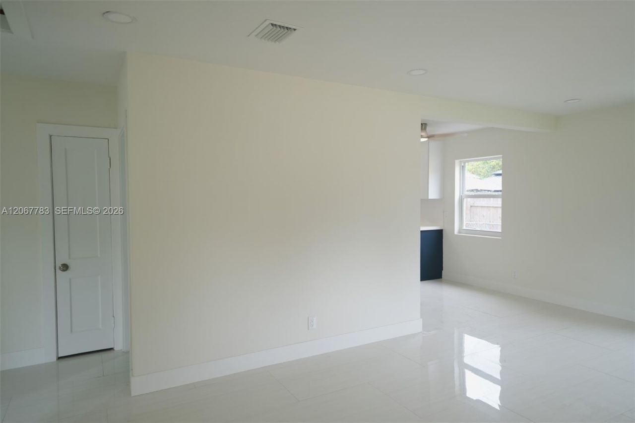 1521 NW 1st Ave, Fort Lauderdale, FL 33311 Photo