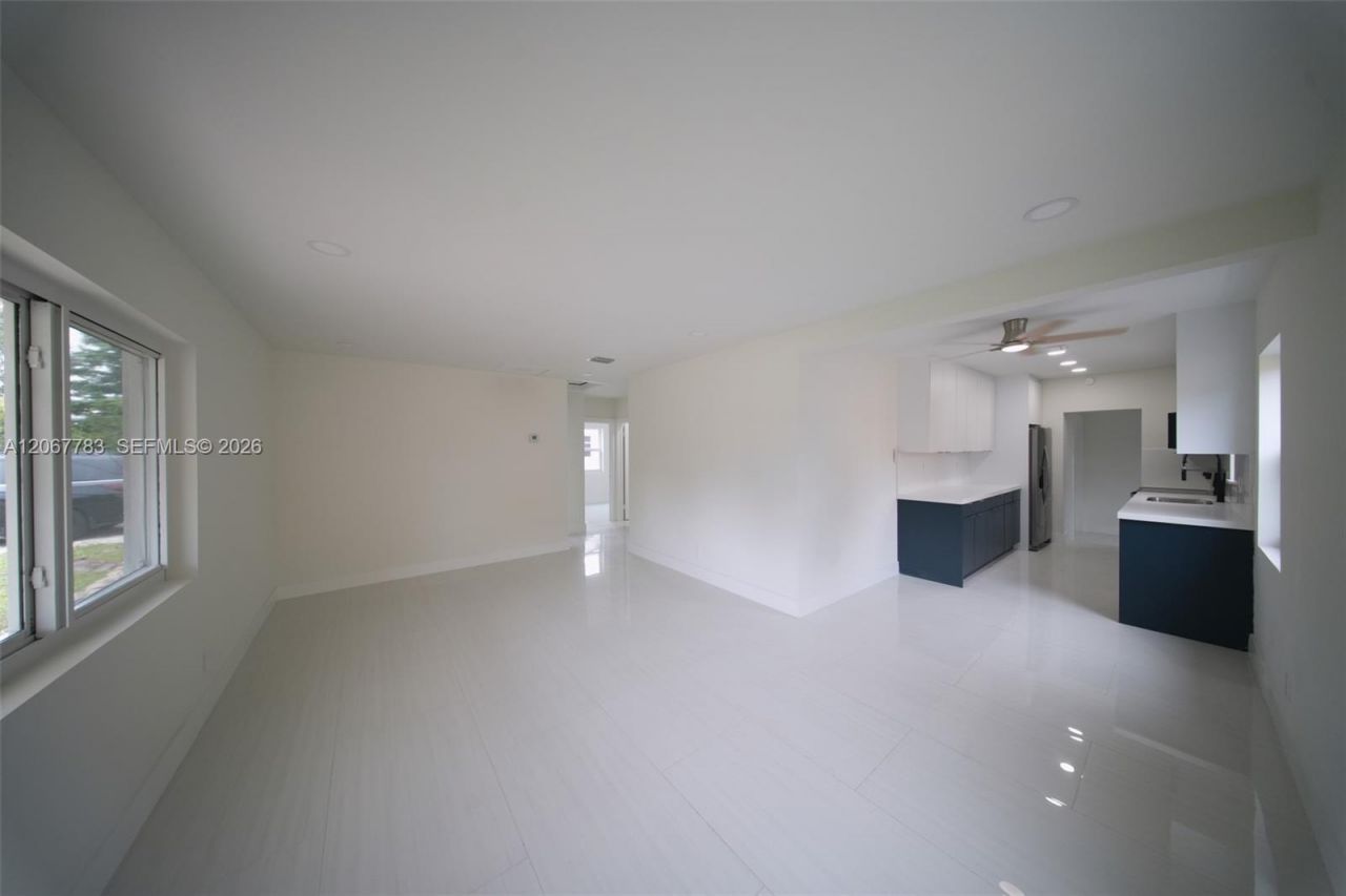 1521 NW 1st Ave, Fort Lauderdale, FL 33311 Photo