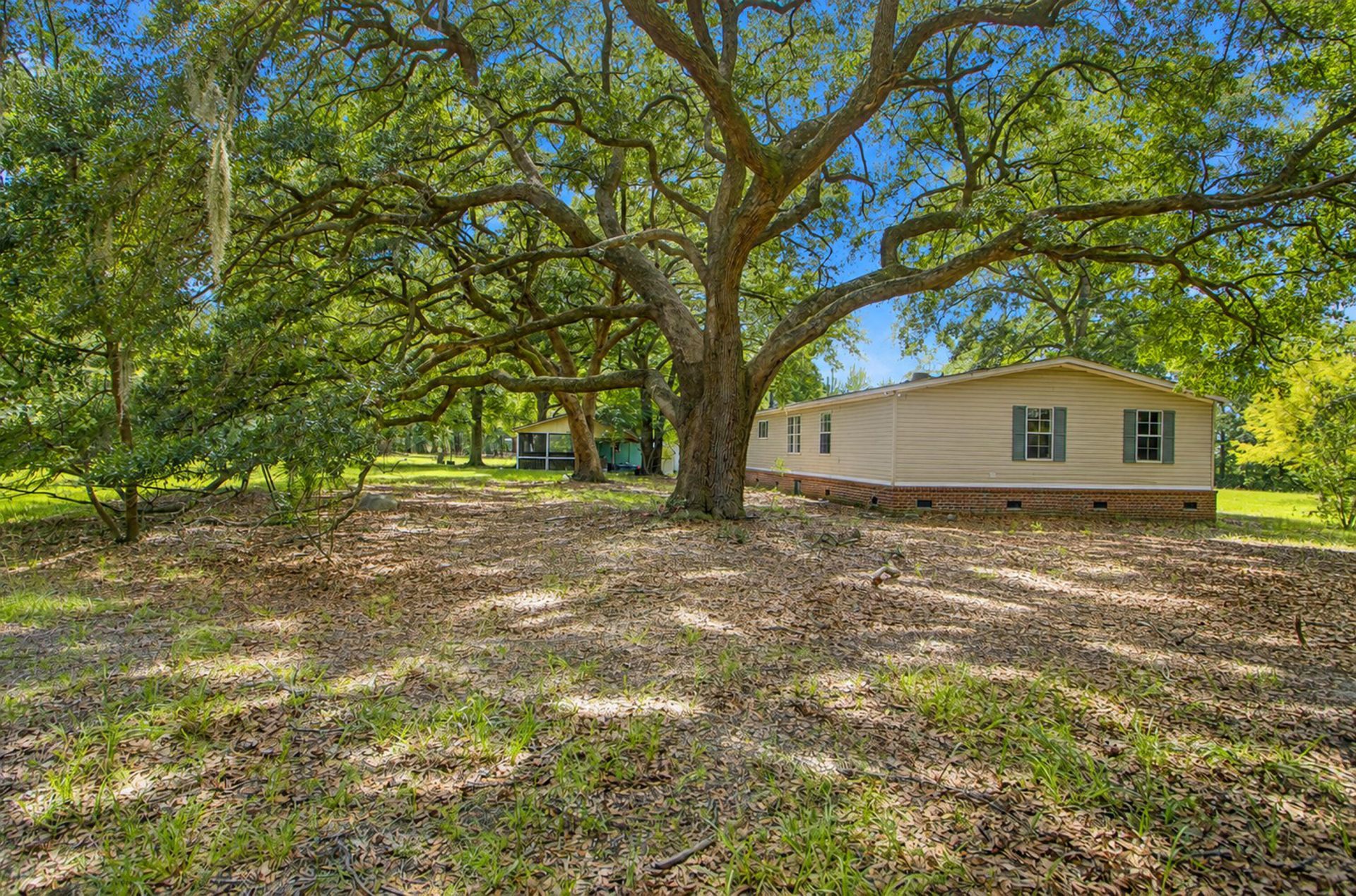 1654 Boyd N Hayes Road Photo 26