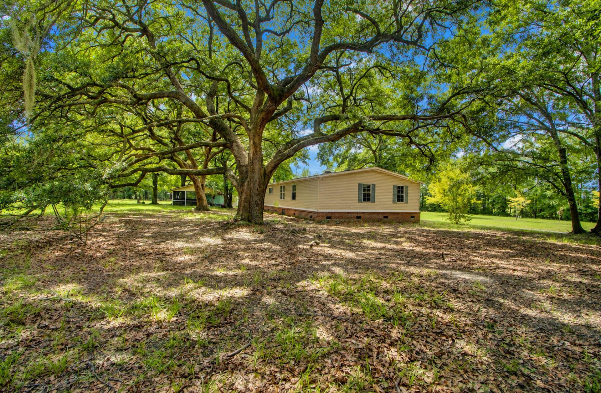 1654 Boyd N Hayes Road Photo 27