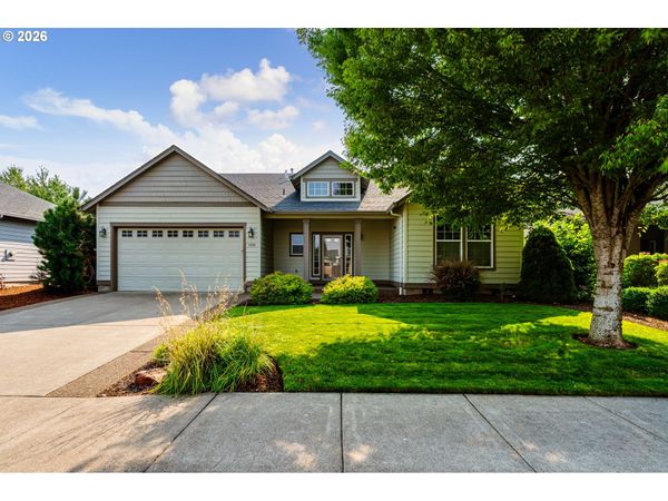 1206 ALDERDALE DR, Junction City, OR 97448