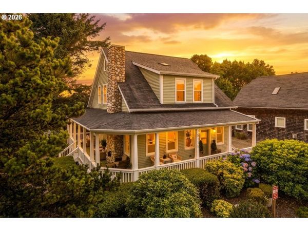 5115 CAVALIER AVE, Depoe Bay, OR 97341
