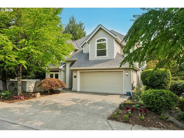 14 MORNINGVIEW CIR, Lake Oswego, OR 97035