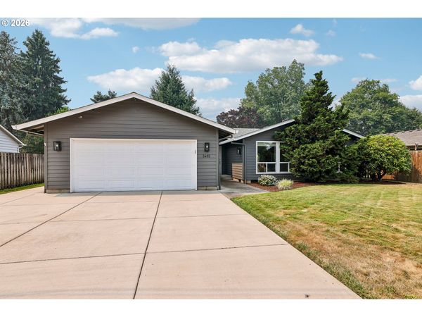 3495 OAK ST, Hubbard, OR 97032