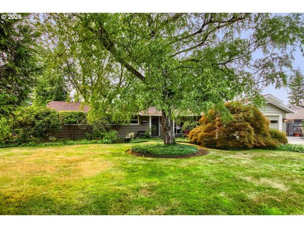 11925 SW FAIRCREST ST, Portland, OR 97225