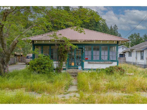 360 4TH AVE, Powers, OR 97466